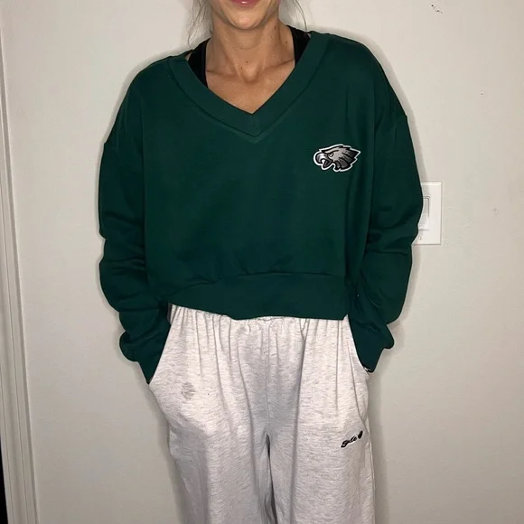 Green V-Neck embroidered Eagles Sweatshirt - Picture 4 of 5